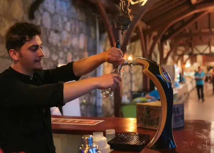 Club Pink Palace 3* אולודניץ