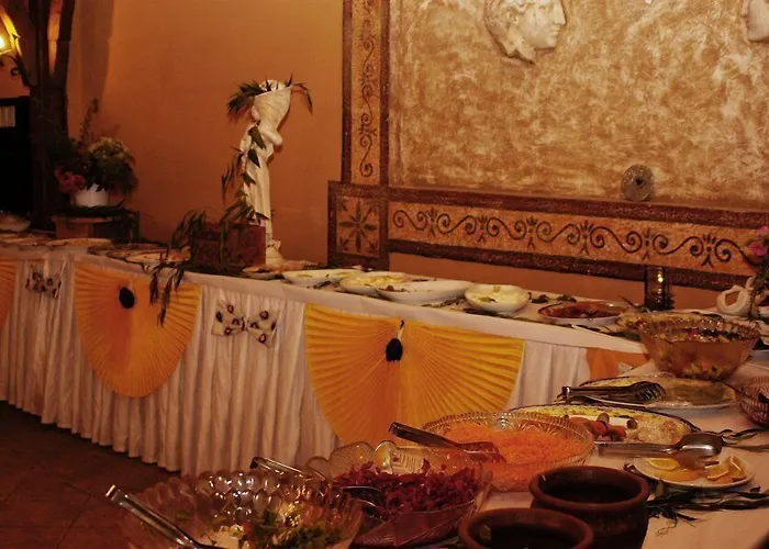 Club Pink Palace מלון אולודניץ