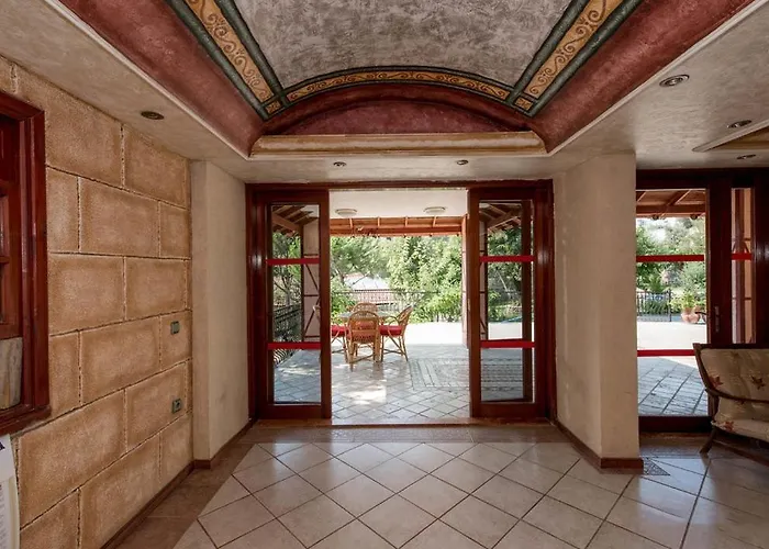 Club Pink Palace אולודניץ