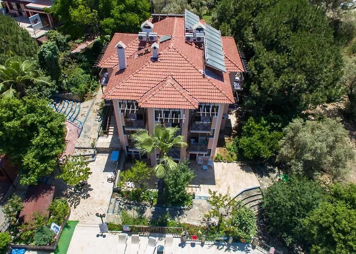 מלון Club Pink Palace אולודניץ