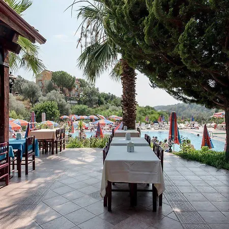 Club Pink Palace Hotel Ölüdeniz