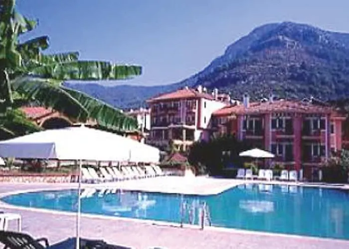 Club Pink Palace Öludeniz