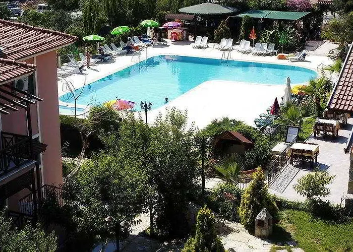 Club Pink Palace Hotell Öludeniz