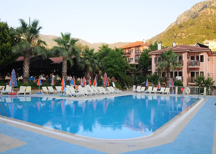 Club Pink Palace Hotell Öludeniz