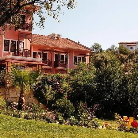 Club Pink Palace Hotel Ölüdeniz