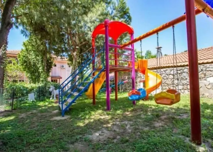 Hotel Club Pink Palace Oludeniz