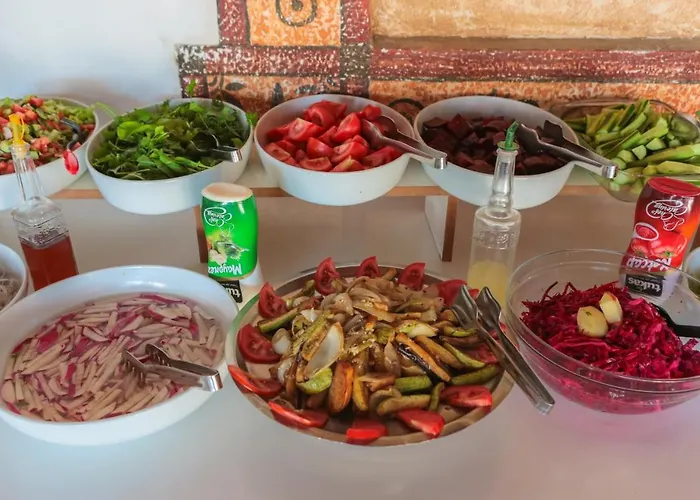 Hotel Club Pink Palace 3*