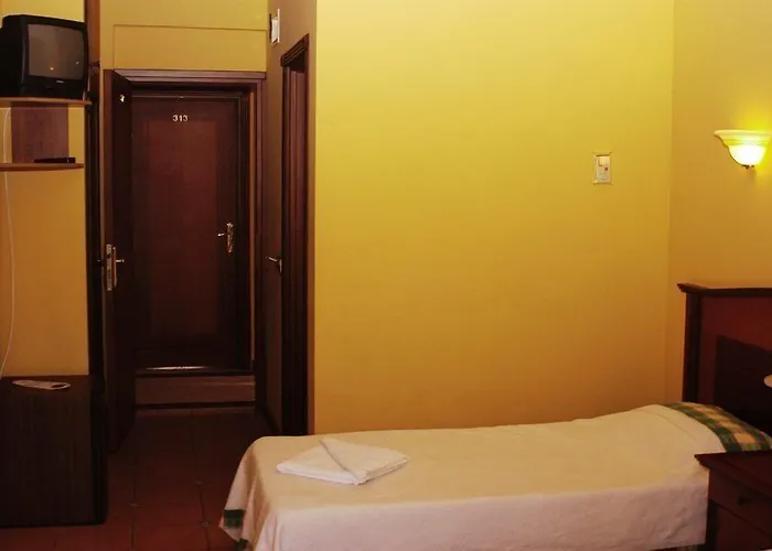 Club Pink Palace Hotell
