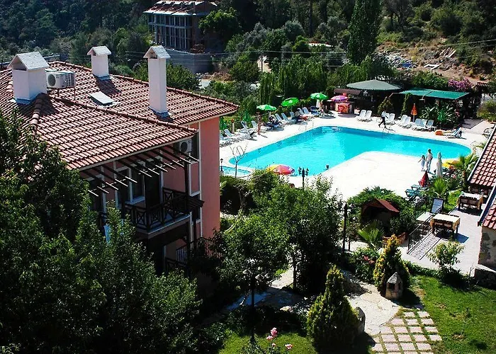 Club Pink Palace Hotell Öludeniz