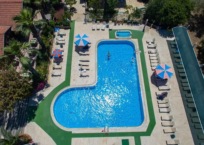 Club Pink Palace 3*